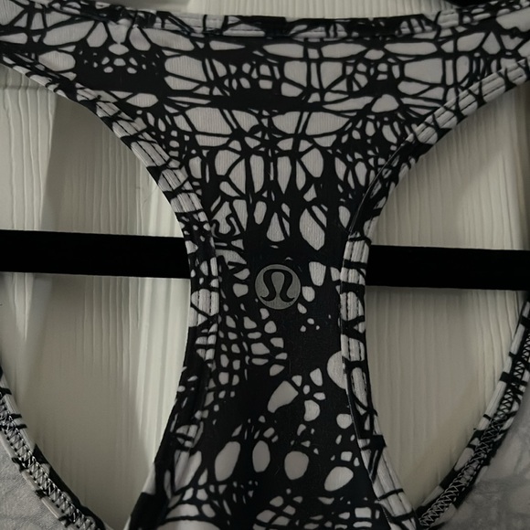 RARE lululemon racerback tank - Picture 3 of 5